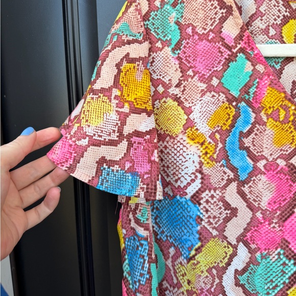 Colorful Snake Print Women's Top - Picture 2 of 2